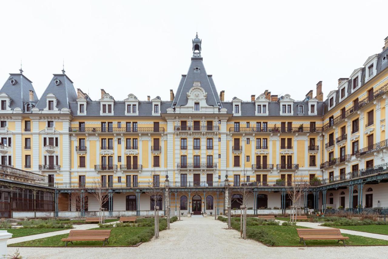 Ancien Palace Bernascon Vue Sur Lac Classe 3 Etoiles Aix-les-Bains Buitenkant foto