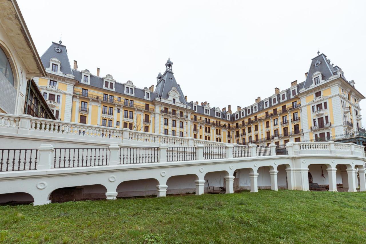Ancien Palace Bernascon Vue Sur Lac Classe 3 Etoiles Aix-les-Bains Buitenkant foto